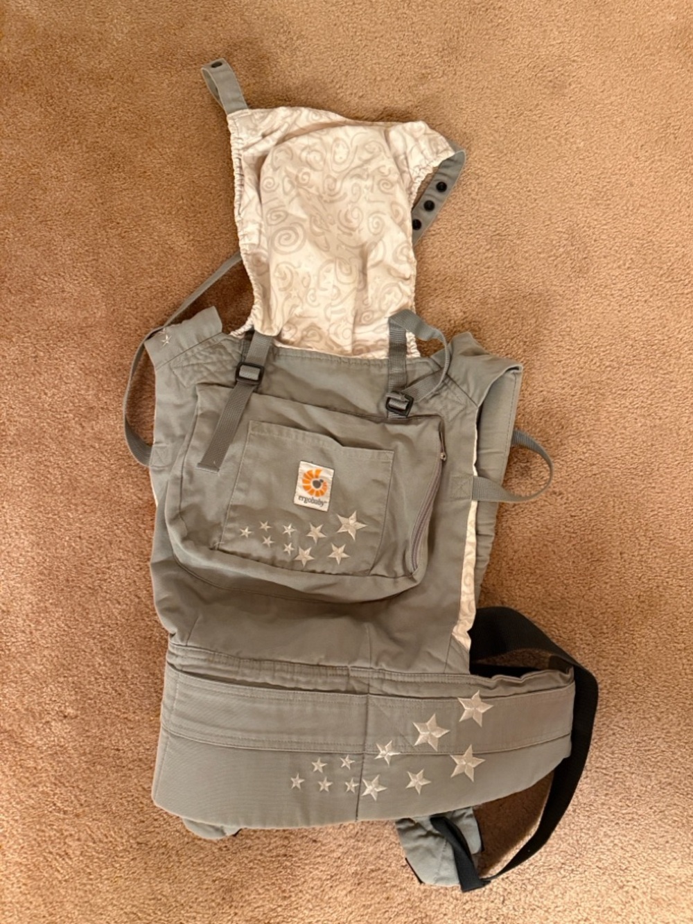 Ergobaby Carrier